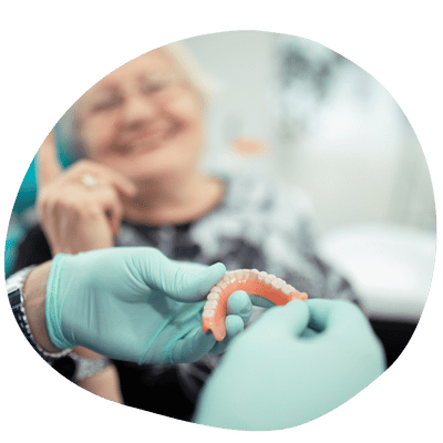 Custom removable dental prosthesis at Top Dental