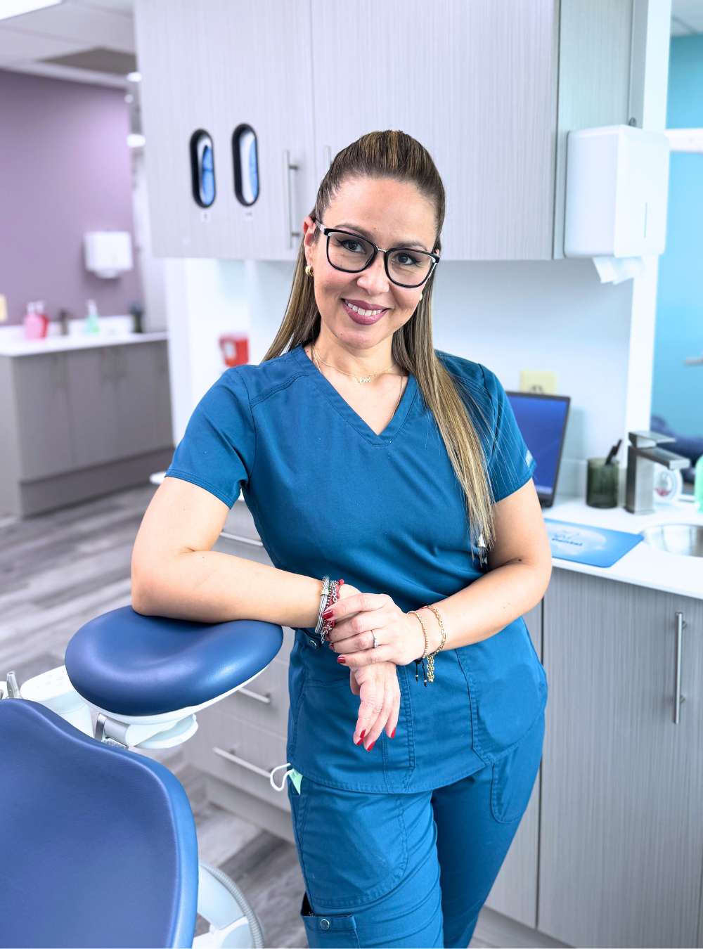 Top Dental Wheaton - Diana Paez